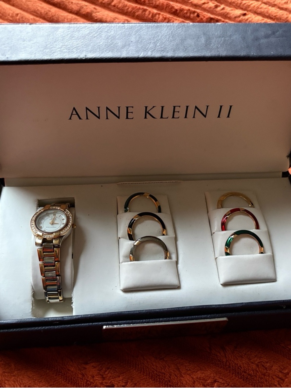 ANNE KELIN II GOLD TONE WATCH WITH 6 INTERCHANGEABLE BEZELS